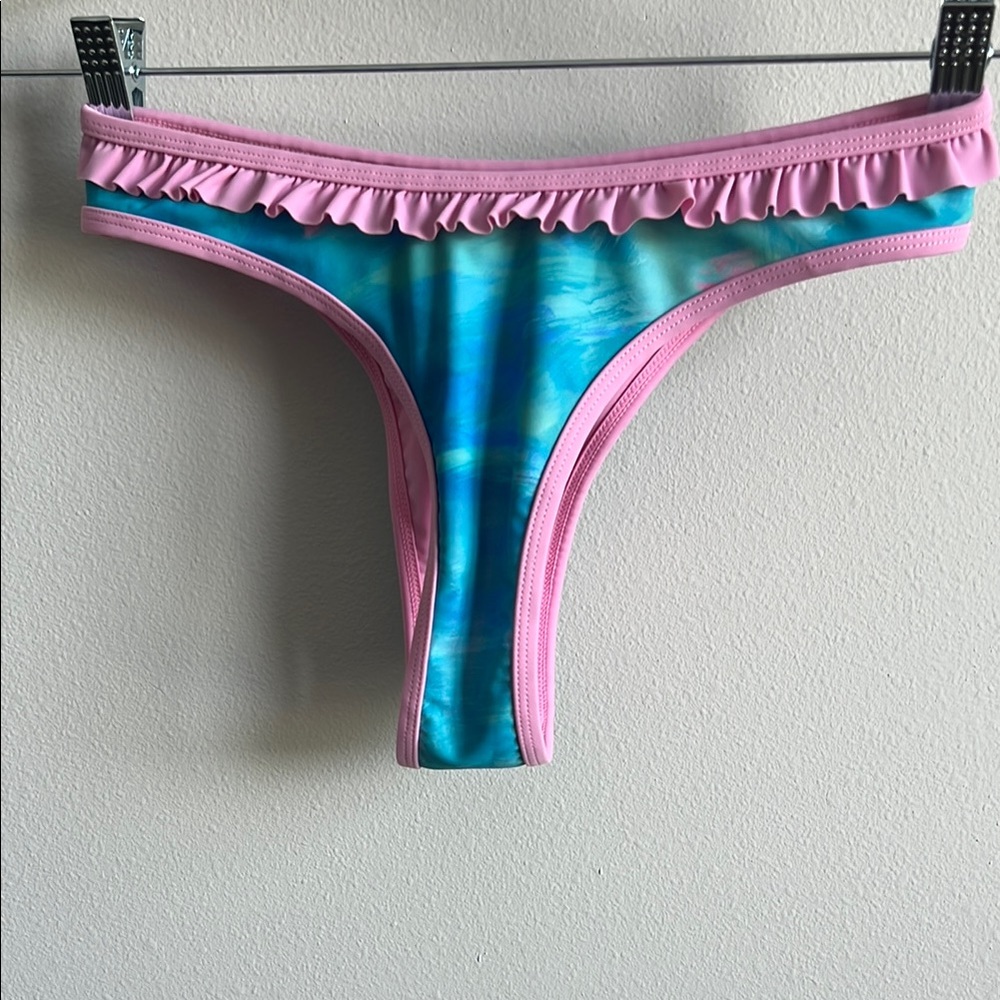 93 play street Carson bikini bottom